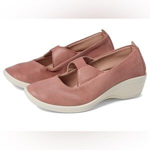 ARCOPEDICO Sienna Kal Pink NIB Size 39/ U.S. 8